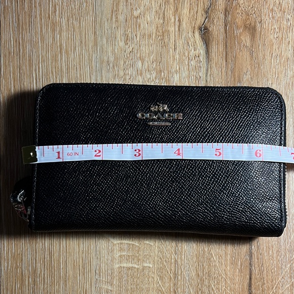 Coach Textured Black Zip Wallet - Picture 15 of 16